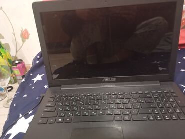 ноутбук без монитора: Ноутбук, Asus, Колдонулган, Татаал эмес тапшырмалар үчүн