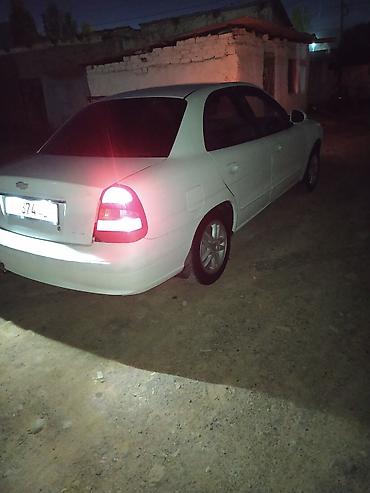 автомобиль лада: Chevrolet Lacetti: 2001 г., 1.6 л, Механика, Бензин, Седан — 5