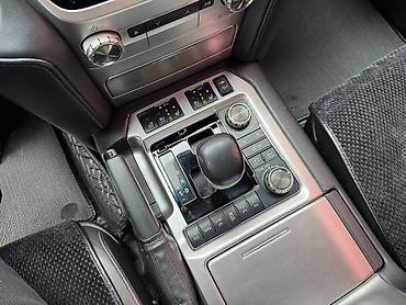 Toyota: Toyota Land Cruiser: 2020 г., 4.6 л, Типтроник, Бензин, Внедорожник — 15