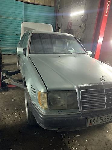 кузов авто: Mercedes-Benz W124: 1991 г., Бензин, Седан — 3