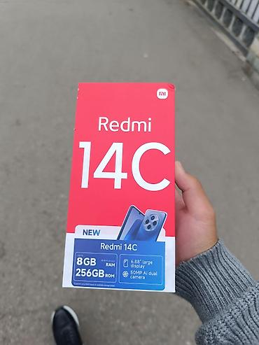 Смартфон Redmi 14C Ключевые характеристики: - Экран 6.88" — крупный