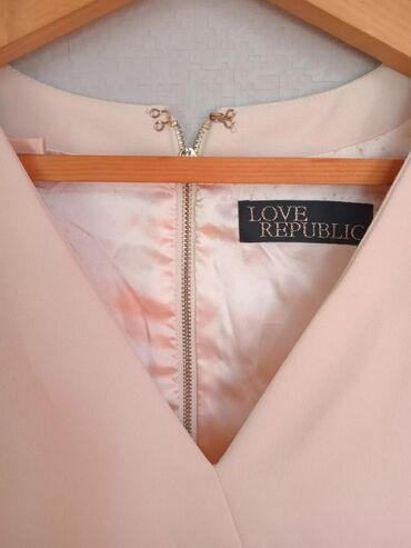 İdman formaları: Каждое платье по 10 манат — 3