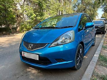 пароги на фит: Honda Fit: 2010 г., 1.5 л, Автомат, Бензин, Хэтчбэк — 1