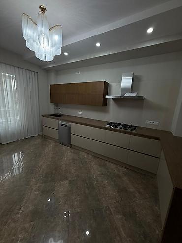 Продажа домов: Таунхаус, 250 м², 6 комнат, Агентство недвижимости, Дизайнерский ремонт — 19