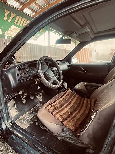 Унаа сатуу: Volkswagen Passat Variant: 1992 г., 1.8 л, Кол менен иштөөчү, Бензин, Универсал — 5