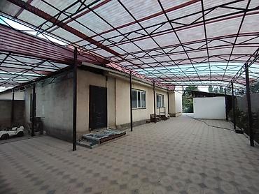 Продажа коттеджей и домов: 🏡 Продается уютный дом в ж/м Ала-Тоо! 📍 Ориентир: 100 метров от — 1