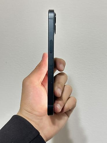 Apple iPhone: IPhone 13, Б/у, 256 ГБ, Midnight, Коробка, 77 % — 2