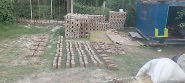 Саманный сырой кирпич