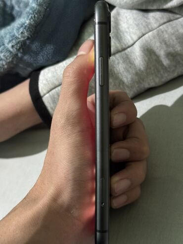 Apple iPhone: IPhone 11, Б/у, 128 ГБ, Черный, Защитное стекло, 89 % — 8