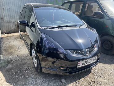 шина на москвич: Honda Fit: 2008 г., 1.5 л, Автомат, Бензин, Хэтчбэк