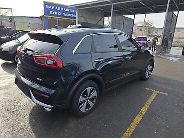 Kia: Kia Niro: 2018 г., 1.6 л, Вариатор, Гибрид, Кроссовер — 4