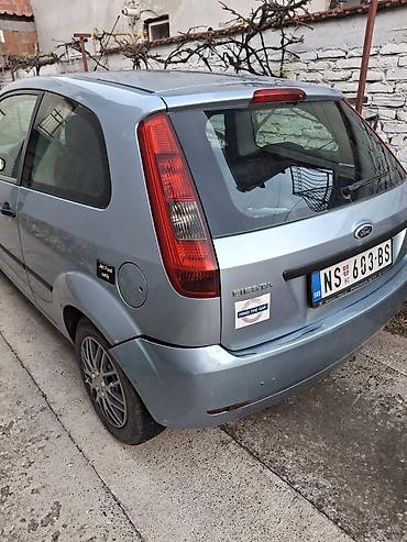 adapter za radio u kolima: Ford Fiesta 1.6 TDCi, trovratni hečbek - Motor: 1.6 TDCi dizel - — 2