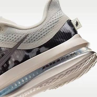 Patike: Nike Pegasus Premium SE"Phantom Anthracite" br,38, cm 24, br.43 cm 28 na lalafo.rs — 2 Patike: Nike Pegasus Premium SE"Phantom Anthracite" br,38, cm 24, br.43 cm 28 — 2