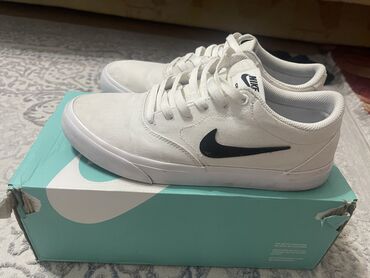 сколько стоят кеды vans: Продаю Кеды Оригинал (Кроссовки ) Nike SB Charge Canvas CD 41, был