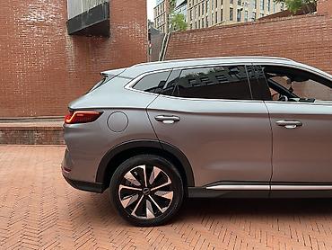 BYD: BYD Song Plus: 2025 г., 0.1 л, Автомат, Электромобиль, Кроссовер — 12