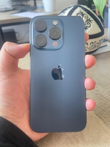продаю телефон айфон: IPhone 15 Pro, 256 ГБ, Blue Titanium, Кабель, 86 %