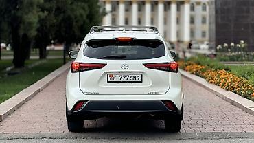 competition: Toyota Highlander: 2021 г., Автомат, Бензин, Кроссовер — 10