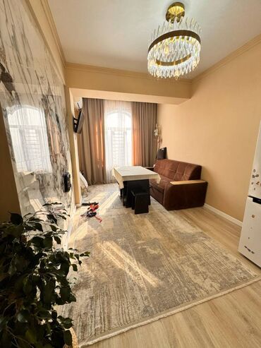 1 комнатная квартира без ремонта: 2 бөлмө, 43 кв. м, Элитка, 12 кабат, Евроремонт