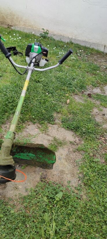 Lawn mowers and trimmers: Gasoline, Used