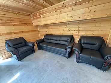 стул диван: Мягкий комплект для гостиной: диван + два кресла Описание: - Комплект — 2