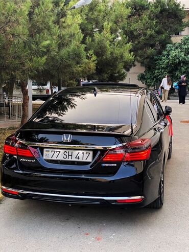 Honda: Honda Accord: 2 l | 2017 il Sedan — 14