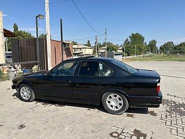 BMW 5 series: 1992 г., 2.5 л, Кол менен иштөөчү, Бензин, Седан — 5