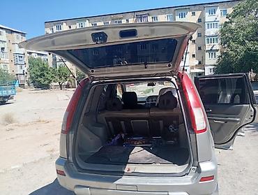 низкий кабина: Nissan X-Trail: 2003 г., 2 л, Автомат, Газ, Кроссовер — 3