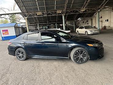 spark 2018: Toyota Camry: 2018 г., 2.5 л, Автомат, Бензин, Седан — 1