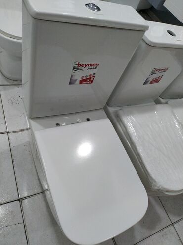 unutazlar: Ağ rəngli, keramikadan hazırlanmış "Beymen" markalı unitaz. Bu unitaz