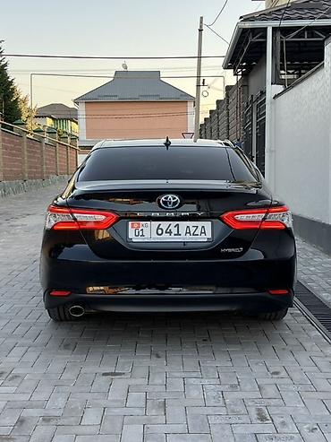 Toyota: Toyota Camry: 2020 г., 2.5 л, Гибрид, Седан — 4