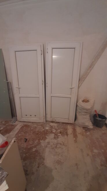 plastiq qapi: PVC giriş/balkon qapı – 2 ədəd - Material: ağ rəngli PVC profil -