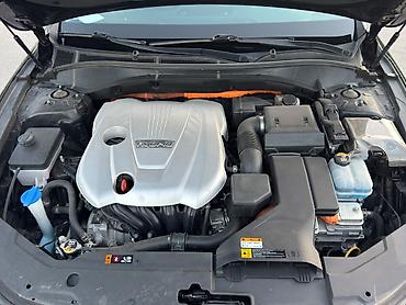 gra: Hyundai Grandeur: 2019 г., 2 л, Автомат, Гибрид, Седан — 9