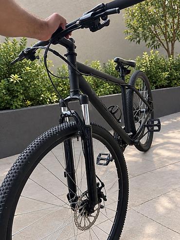 Спортивные велосипеды: Dağ/şəhər tipli velosiped – mat qara rəng Xüsusiyyətlər: - Geniş — 4