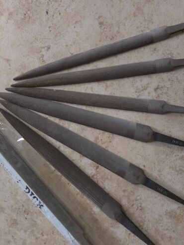 Turpije: Set turpija i laboratorijskih posuda Opis: - Profesionalni set — 2