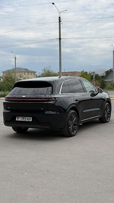 byd e6: Lixiang L6: 2025 г., Гибрид, Кроссовер — 2