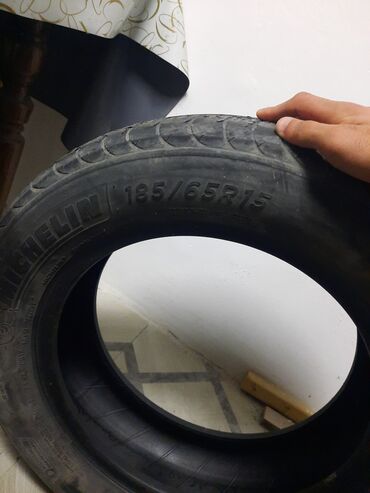 disk satışı: İşlənmiş Şin Michelin 185 / 65 / R 15