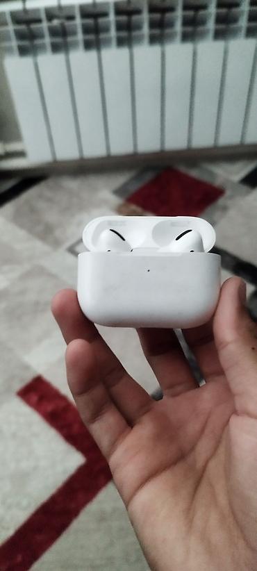 Наушники: Беспроводные наушники-вкладыши, Apple, AirPods 4, Б/у — 2