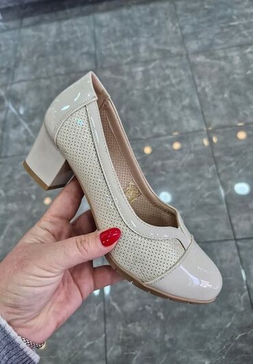 cipele brodarice: Pumps, 40