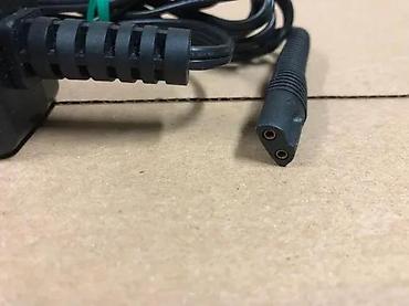 foxsur battery charger: Adapter/napajanje 3V 1000mA sa dvojnim okruglim konektorom (2-pinski) — 2
