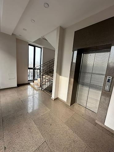 Продажа офисов: Продажа офисов 46 м², С ремонтом, С мебелью, Бизнес центр, 5 этаж — 9