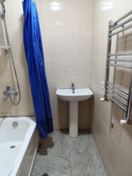 Uzunmüddətli kirayə mənzillər: Yasamal Mida Yasayis Kompleksinde 9/3 mertebesinde 3 otagli Bos menzil — 11