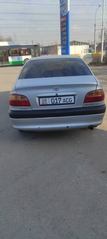 Toyota: Toyota Avensis: 2003 г., 1.8 л, Автомат, Бензин, Седан