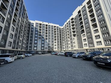 polka dlja pechenja i konfet: 1 комната, 43 м², Элитка, 4 этаж