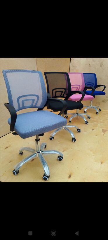 Ofis və oyun kresloları: Təkərli, Parça — 6