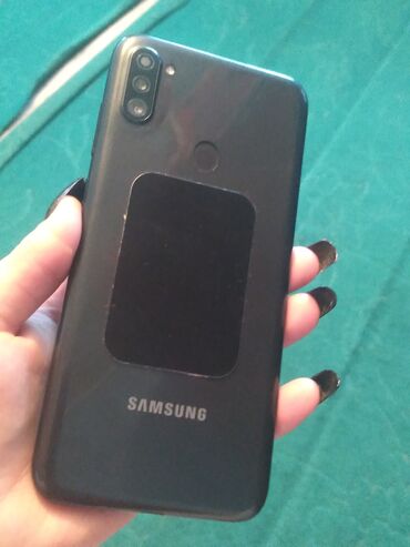 samsung 8 plus: Samsung Galaxy A11, 32 GB, rəng - Boz, Barmaq izi, İki sim kartlı
