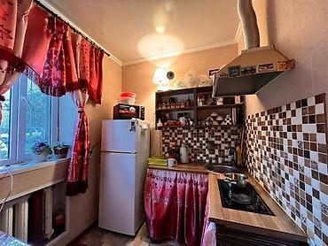 Продажа квартир: 1 комната, 32 м², 1 этаж, Косметический ремонт — 3