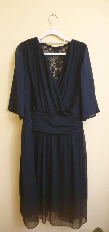 Haljine: Haljine L/XL veličina. Elegantne i svečane. Cena 900-1500din. Neke su — 8