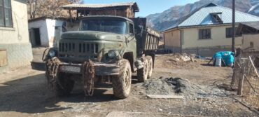 гидравлический домкраты: ЗИЛ : 0.9 л | 1990 г. 12581 км Жол тандабас