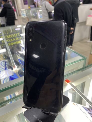 бу телефон редми: Redmi, Redmi 7, Колдонулган, 32 ГБ, түсү - Кара, 2 SIM