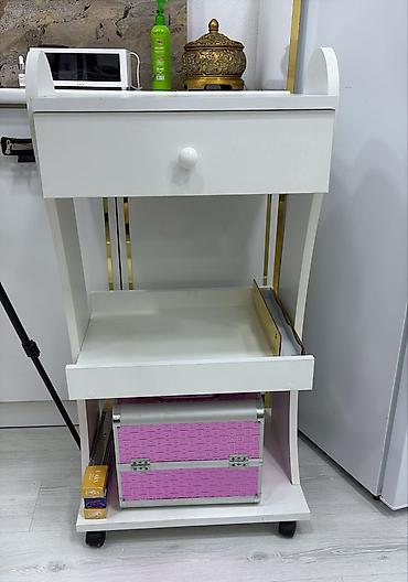 salon arabası: Ağ rəngli çoxməqsədli təkərli servis arabası/masa - Material — 1